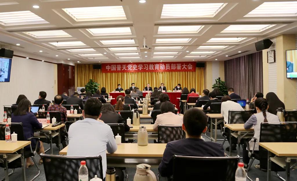 铁甲工程机械挖掘机